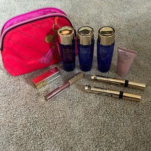 Bundle of Estée Lauder makeup and eye makeup remover w/face wash mini and bag